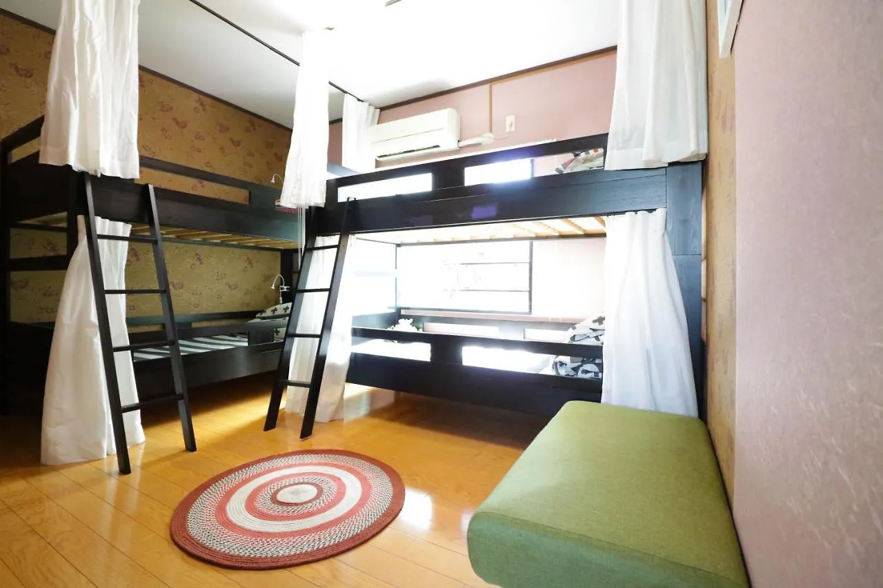 Hotel Maru House Osaka 0*,  Japón