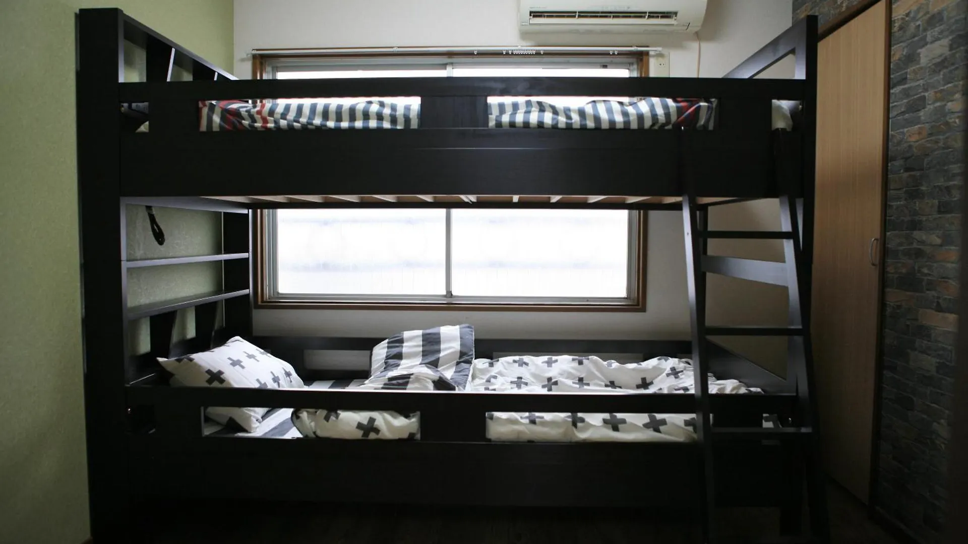 Hotel Maru House Osaka Pensión