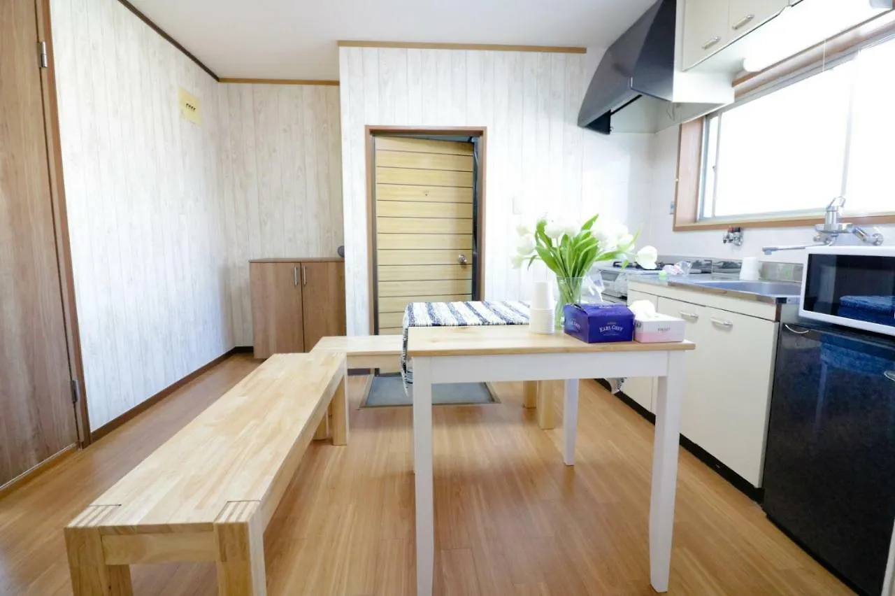 Hotel Maru House Osaka 0*,  Japón